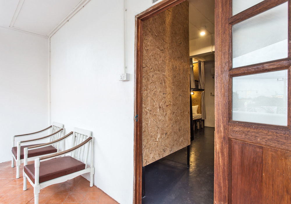 Stockhome Hostel Ayutthaya Εξωτερικό φωτογραφία
